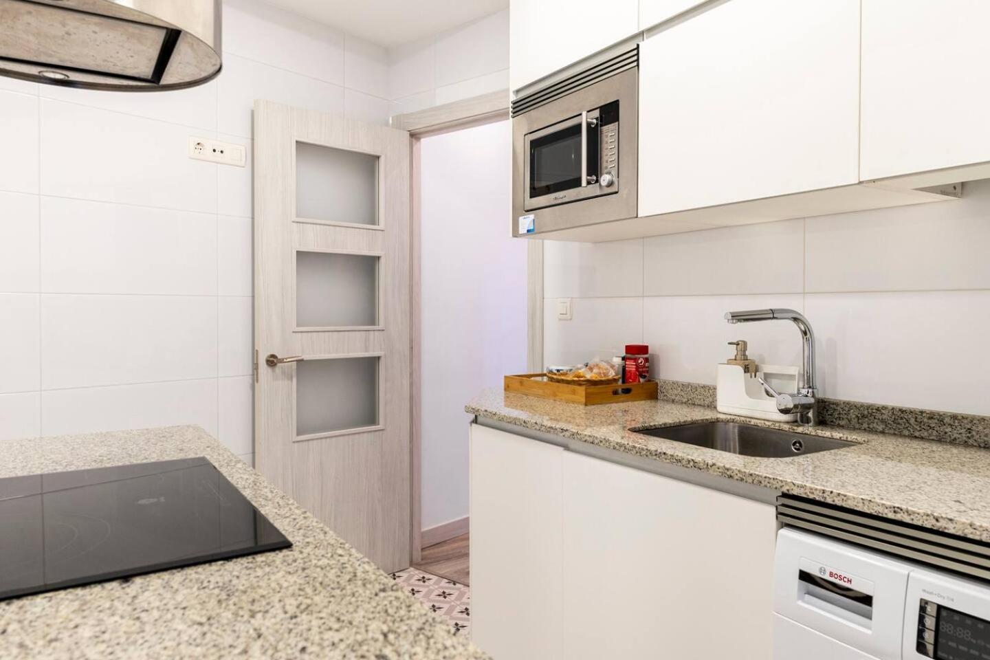 شقة Amplio, Luminoso Y Moderno Cerca Del Casco Viejo بلباو المظهر الخارجي الصورة